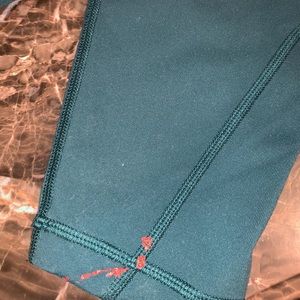 Lululemon Essential rythm high times